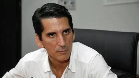 Rómulo Roux se postula a precandidato a presidente por el CD