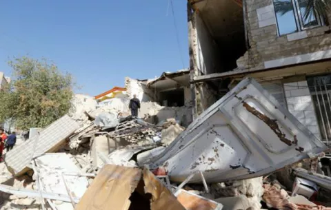 Más de 100 heridos por sismo en el suroeste de Irán