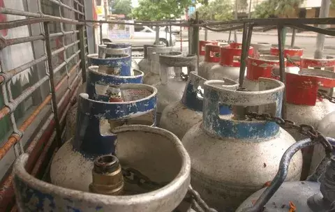 Analizan focalizar subsidio de tanque de gas de 25 libras