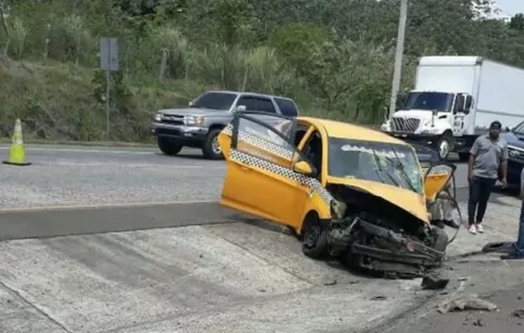 Docena de heridos deja triple colisión en Felipillo