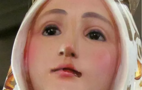 Conmoción por Virgen de Fátima que sangra en comunidad de Penonomé