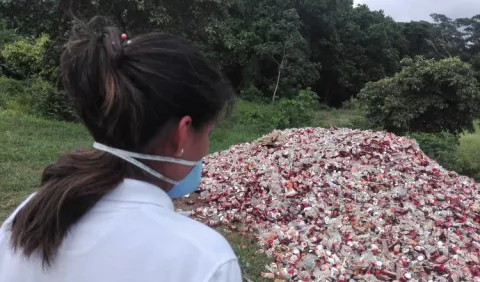 Buscan a responsables por vertedero de medicamentos
