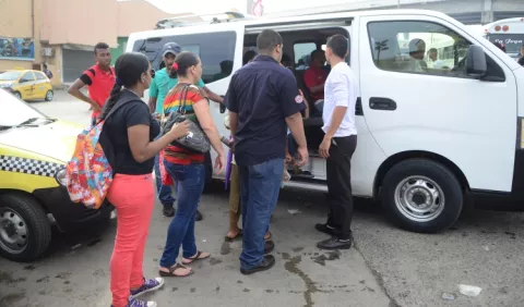 'Piratería' y mal servicio del transporte con aval de la ATTT