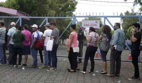 Nicaragüenses se preparan para huir en búsqueda de un futuro