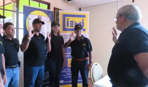 Spia investiga firmas fraudulentas