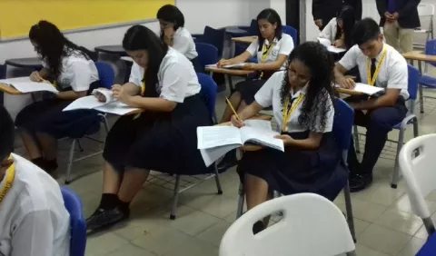 Voluntariado con responsabilidad en la educación