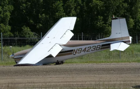 Un muerto por el choque de dos pequeñas aeronaves en Alaska