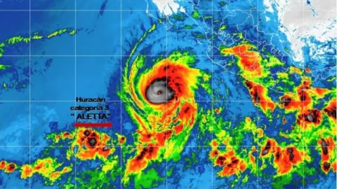 Aletta, primer huracán del año en el Pacífico, se intensifica a categoría 3