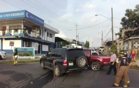 Mujer lesionada tras colisión en La Chorrera