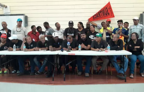 Comité de Lucha en Colón vuelve a las calles para perdir respuesta