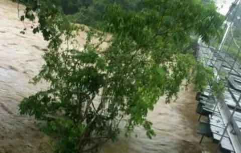 LLuvias causan crecidas de ríos y dejan afectaciones en Los Santos