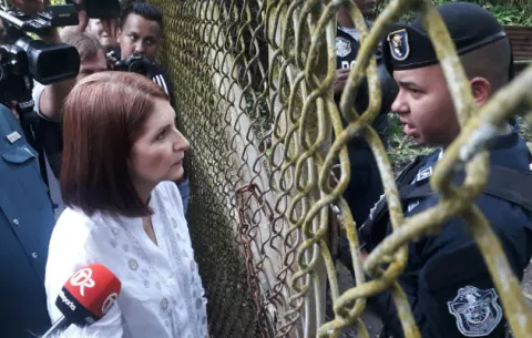 Defensa de  Martinelli denuncia violación a los derechos del expresidente