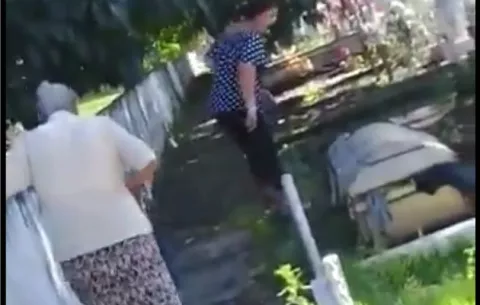 Sacan féretros de tumbas en Cementerio Municipal de La Concepción