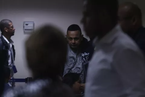 Funcionario "gatillero" deberá reportarse dos veces a la semana