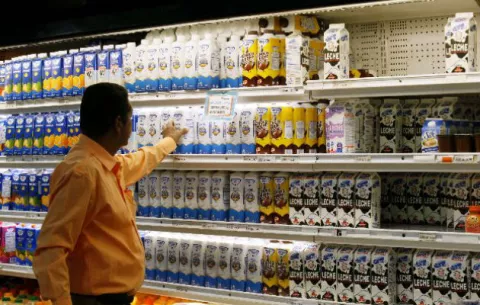 Aumenta el consumo per cápita de leche entre la población