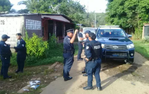 Lo atrapan con 640 pastillas de éxtasis, armas y municiones en David