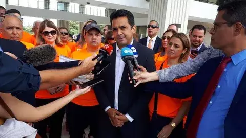 Lombana cuestiona denuncias de Contraloría contra varios diputados