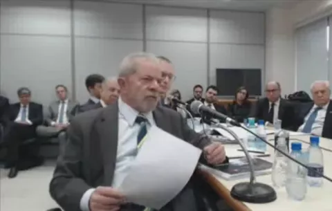 Una ley sancionada por Lula en 2003 es la misma que lo perjudica 15 años después