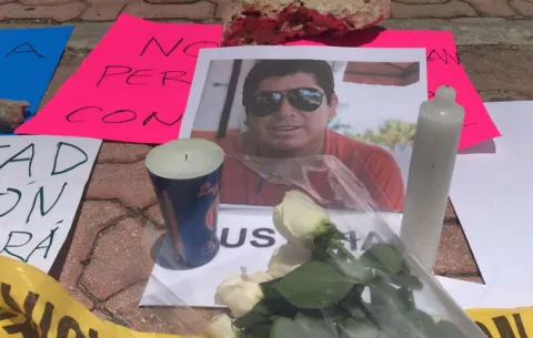 Asesinan a tiros a periodista mexicano en Quintana Roo
