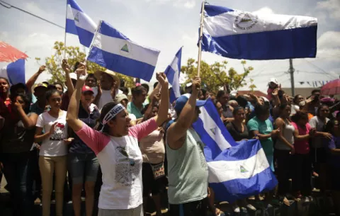 La Policía se compromete a detener ataques a la ciudad nicaragüense de Masaya