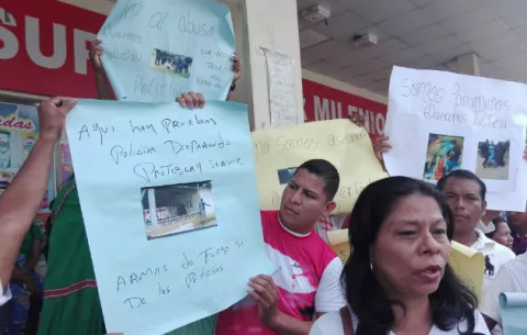 Jueza aplica medida de notificación semanal a los precaristas de Burunga