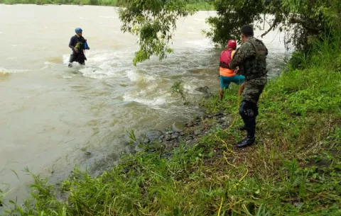 Divisan cuerpo flotando en las aguas del río Chiriquí Viejo
