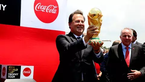 Varela llevará a Lorena y la esposa de "Negrito" Quintero a Rusia