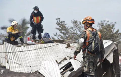 Más de 180 viviendas destruidas deja volcán de Fuego en Guatemala                              