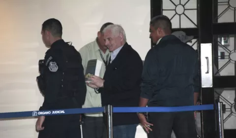 Mejía impone cortapisas a la defensa de Martinelli