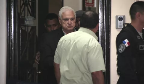 Corte  insiste en  proceso político contra Martinelli