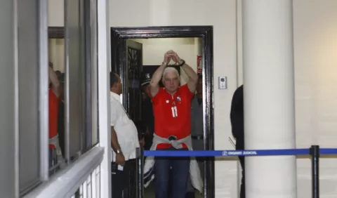 Corte Suprema  busca legalizar abusos contra Ricardo  Martinelli