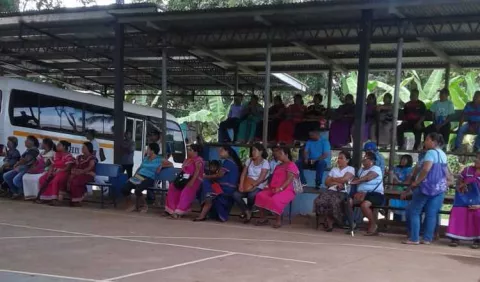 Estudiantes del colegio de San Félix declaran huelga