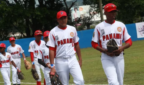 Los Panamá se retan por el pase a la final
