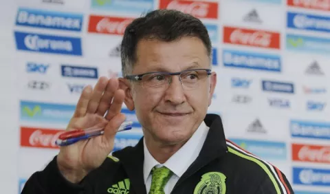 Osorio deja el cargo en México