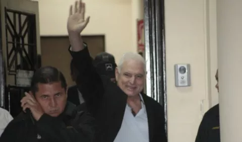 Ejecutivo busca finalizar caso de Martinelli antes de la JMJ