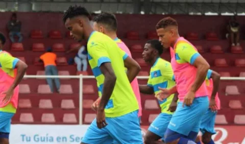 Tarima no le arruina  estreno al Árabe Unido