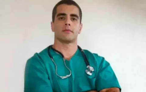Brasil busca al "Dr. Bumbum" por muerte de paciente en cirugía de glúteo