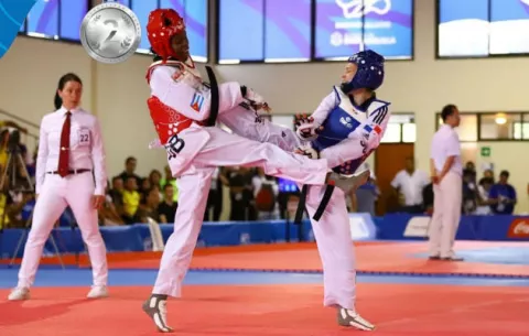 Panameña Carolena Carstens gana plata en juegos de Barranquilla