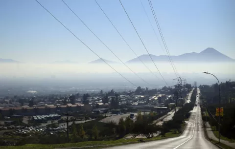 Santiago de Chile en preemergencia ambiental por la contaminación del aire