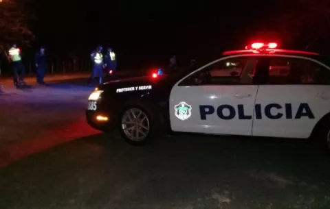 Delincuentes armados en motocicleta asaltan a una familia en David