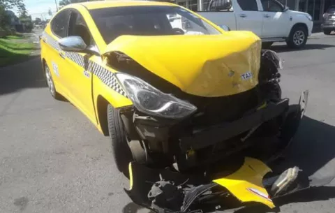 Monseñor José Luis Lacunza sale ileso de un accidente de tránsito