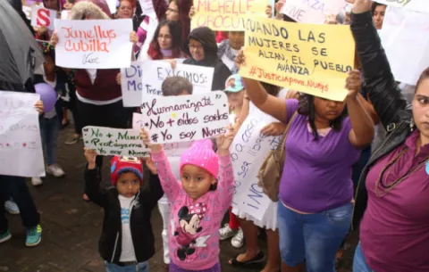 "Ni una menos": Marchan en Boquete por los femicidios que se han registrado en Chiriquí