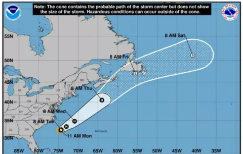 Tormenta Chris se convertirá hoy en huracán de camino al noreste de EE.UU.
