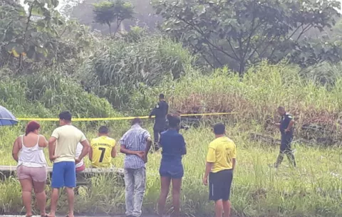 Hallan cuerpo de un hombre de 21 años en un barranco en Colón