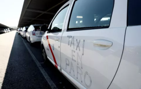El taxi anuncia una huelga indefinida en ciudades de España