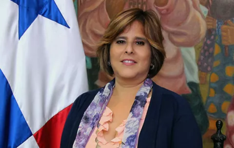 Designan a Eyda Varela de Chinchilla como ministra de Economía y Finanzas