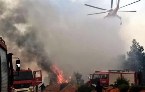 Incendios mortíferos de Grecia se cobran 80 vidas