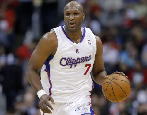 El ex NBA Lamar Odom anuncia que jugará baloncesto en la liga china