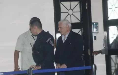 Audiencia contra Martinelli se reanuda el próximo lunes; Fiscal presentó incapacidad