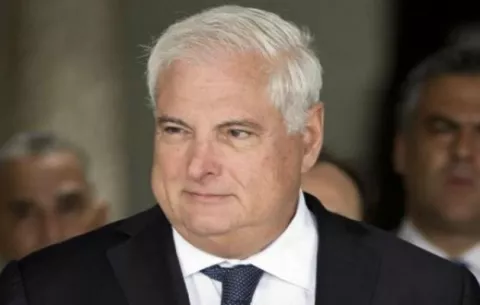 Trasladan a Martinelli al Santo Tomás tras sufrir crisis hipertensiva